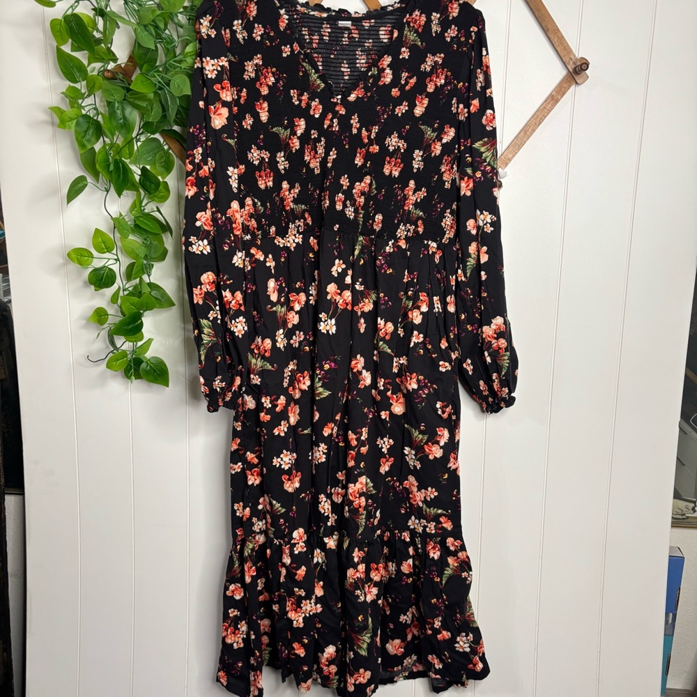 Old Navy Black Floral Smocked Tiered Fit Flare Midi/maxi Dress X-Large